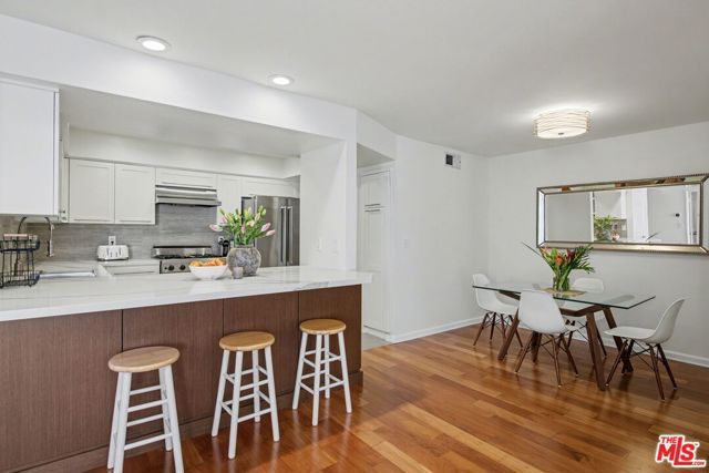1250 Amherst Avenue 302, Los Angeles, CA 90025