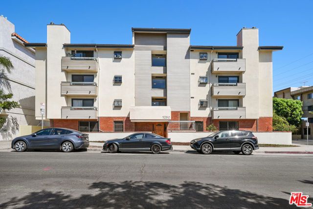 1250 Amherst Avenue 302, Los Angeles, CA 90025