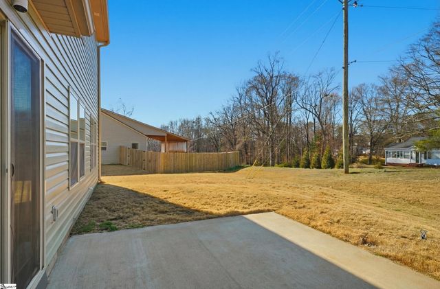 1820 Rosalyn Dew Drive, Lyman, SC 29365