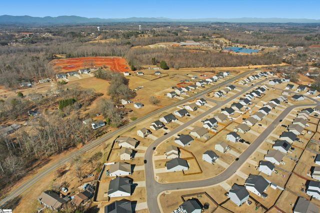 1820 Rosalyn Dew Drive, Lyman, SC 29365