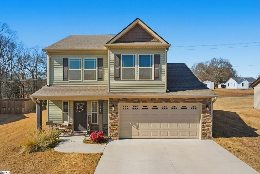 1820 Rosalyn Dew Drive, Lyman, SC 29365