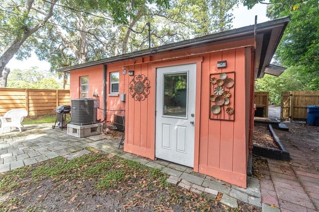 2925 PARK STREET N, St Petersburg, FL 33710