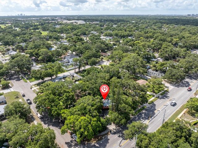 2925 PARK STREET N, St Petersburg, FL 33710