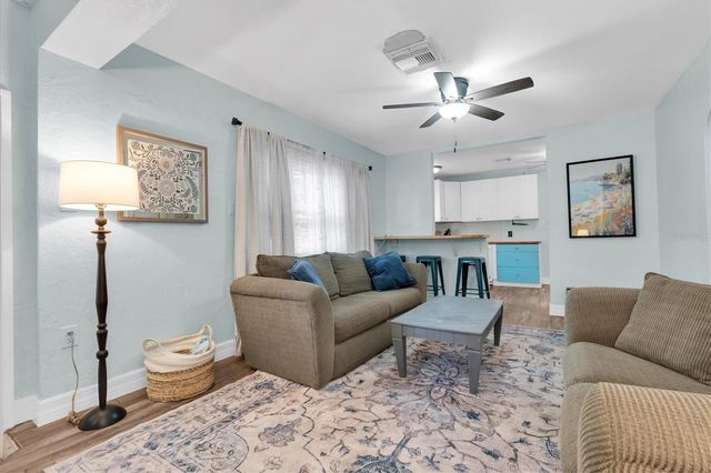 2925 PARK STREET N, St Petersburg, FL 33710