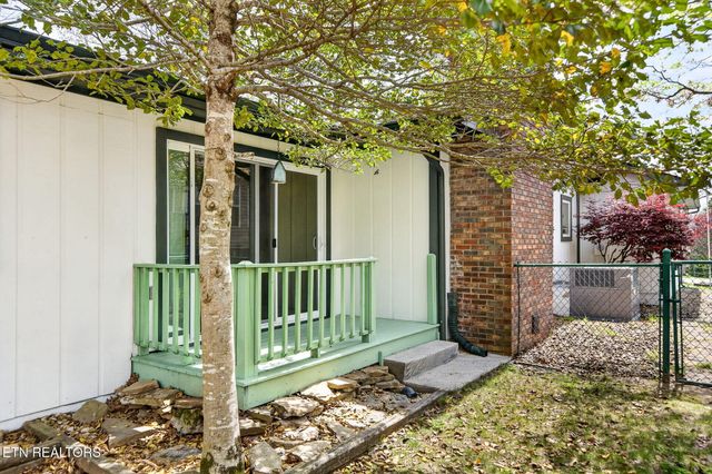 110 Britton Lane, Crossville, TN 38558