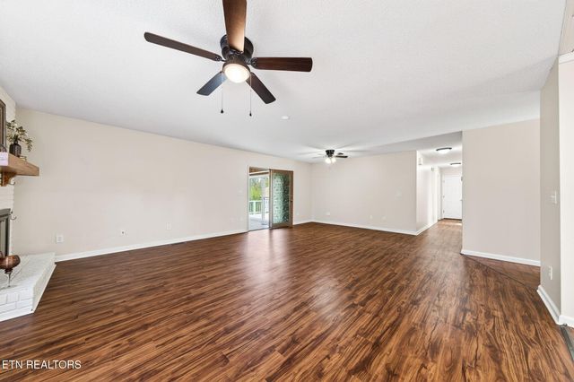 110 Britton Lane, Crossville, TN 38558
