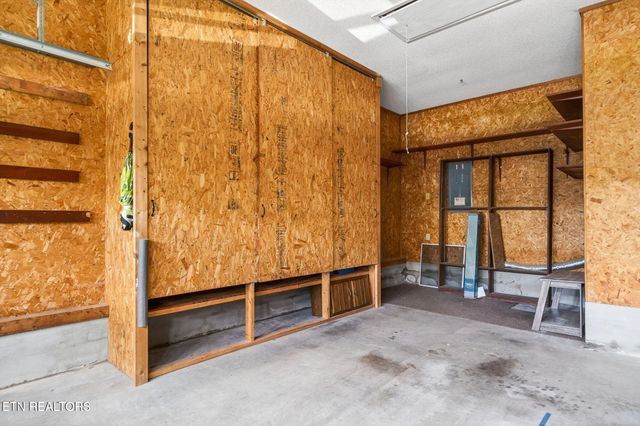 110 Britton Lane, Crossville, TN 38558