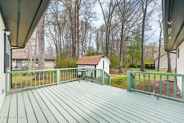 110 Britton Lane, Crossville, TN 38558