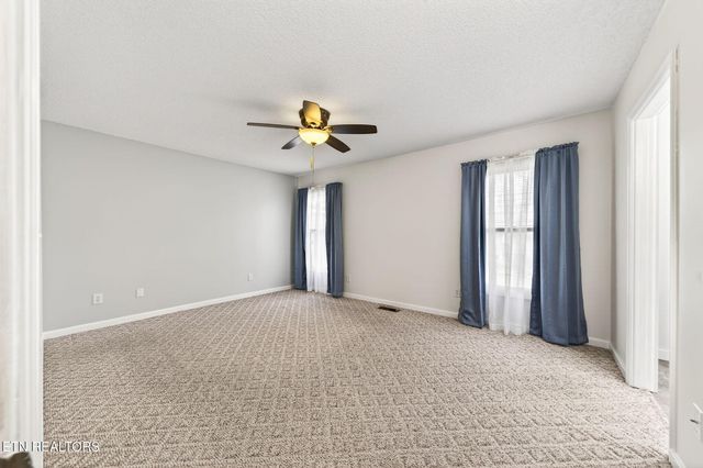 110 Britton Lane, Crossville, TN 38558