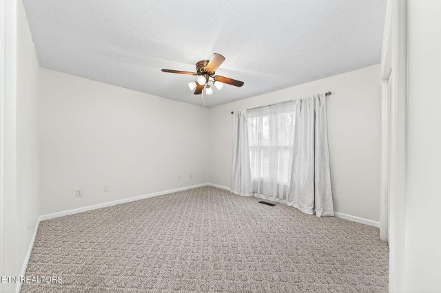 110 Britton Lane, Crossville, TN 38558
