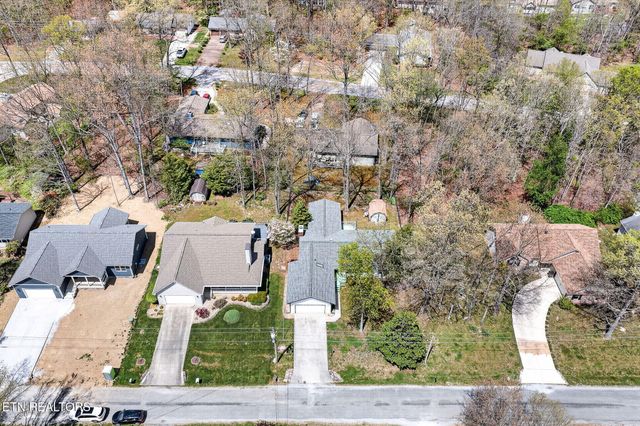 110 Britton Lane, Crossville, TN 38558
