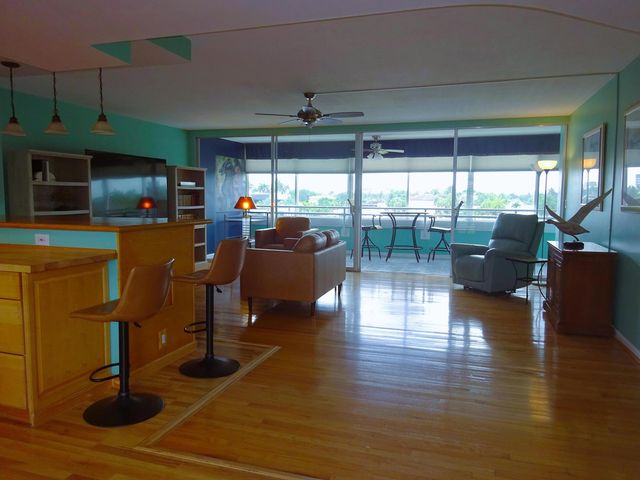 201 N Riverside Drive 303, Pompano Beach, FL 33062