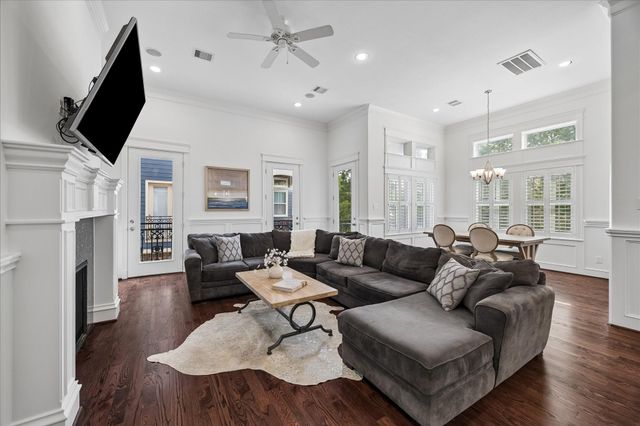 621 Rutland Street D, Houston, TX 77007