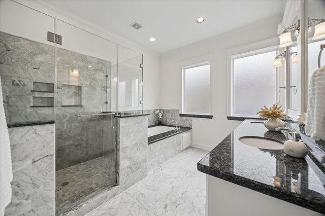 621 Rutland Street D, Houston, TX 77007