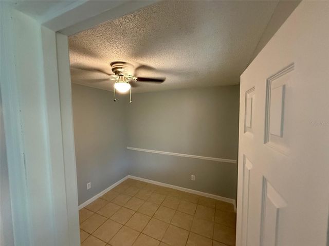 586 BAHIA CIRCLE B, Ocala, FL 34472