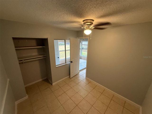586 BAHIA CIRCLE B, Ocala, FL 34472