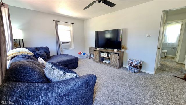 1328 Myrtle Avenue, Ashtabula, OH 44004
