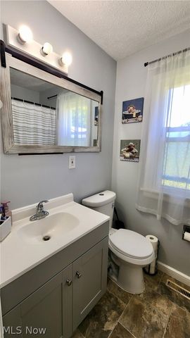 1328 Myrtle Avenue, Ashtabula, OH 44004