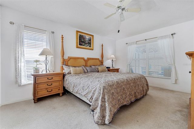 1045 LAKE BERKLEY DRIVE E, Kissimmee, FL 34746