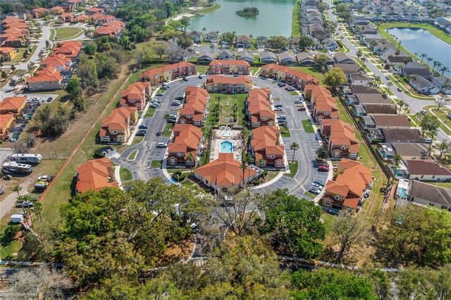 1045 LAKE BERKLEY DRIVE E, Kissimmee, FL 34746