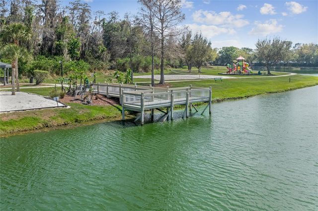 1045 LAKE BERKLEY DRIVE E, Kissimmee, FL 34746