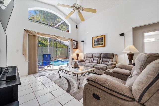 1045 LAKE BERKLEY DRIVE E, Kissimmee, FL 34746