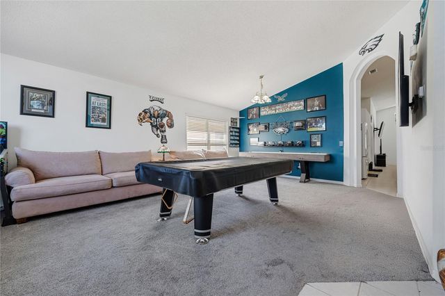 1045 LAKE BERKLEY DRIVE E, Kissimmee, FL 34746