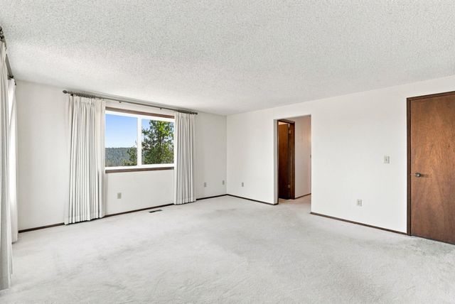 3027 W 22nd Ave, Spokane, WA 99224