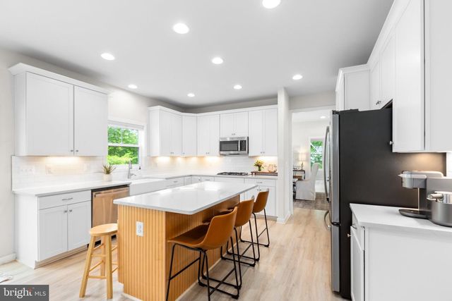 85 HOPEWELL DR, Fredericksburg, VA 22406