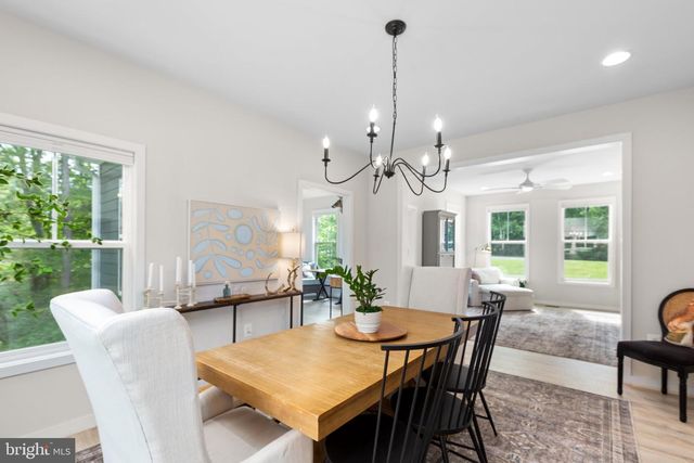 85 HOPEWELL DR, Fredericksburg, VA 22406