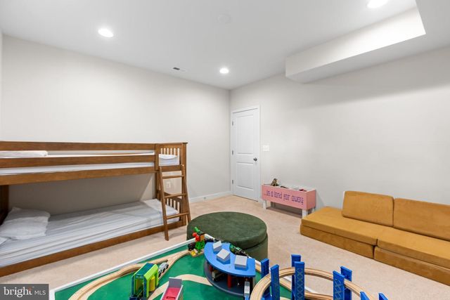 85 HOPEWELL DR, Fredericksburg, VA 22406