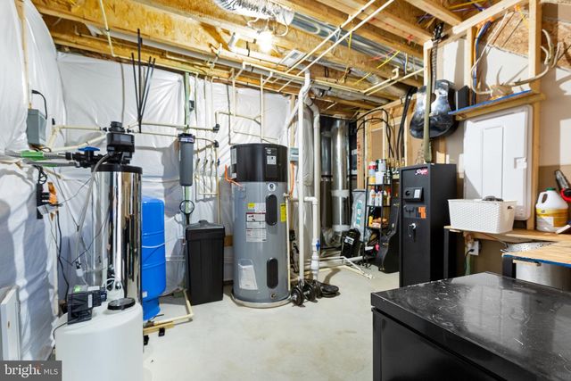 85 HOPEWELL DR, Fredericksburg, VA 22406