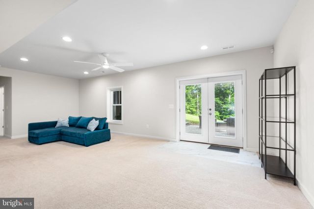 85 HOPEWELL DR, Fredericksburg, VA 22406