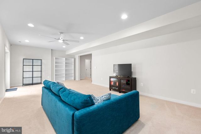 85 HOPEWELL DR, Fredericksburg, VA 22406