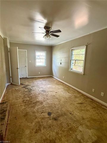 2003 Vanstory Street, Greensboro, NC 27403
