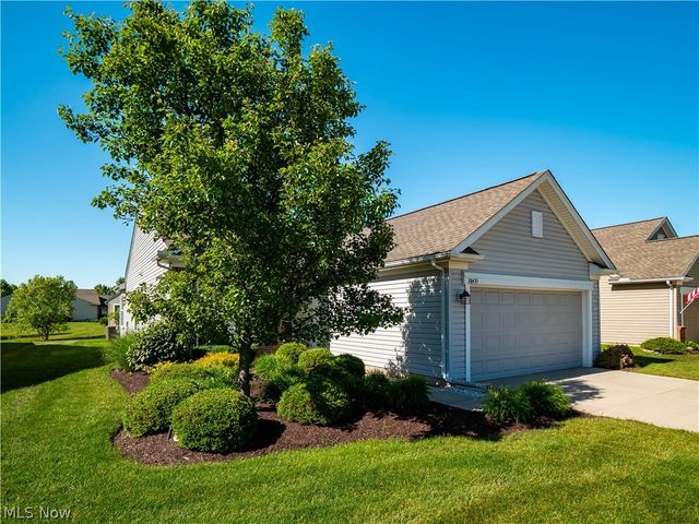38435 Revere Drive, North Ridgeville, OH 44039