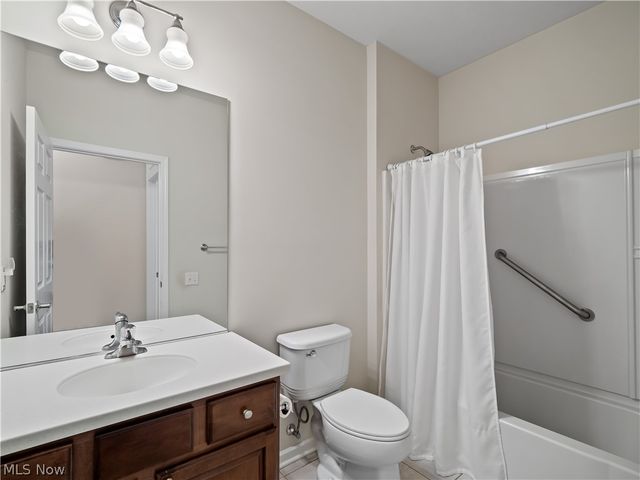 38435 Revere Drive, North Ridgeville, OH 44039