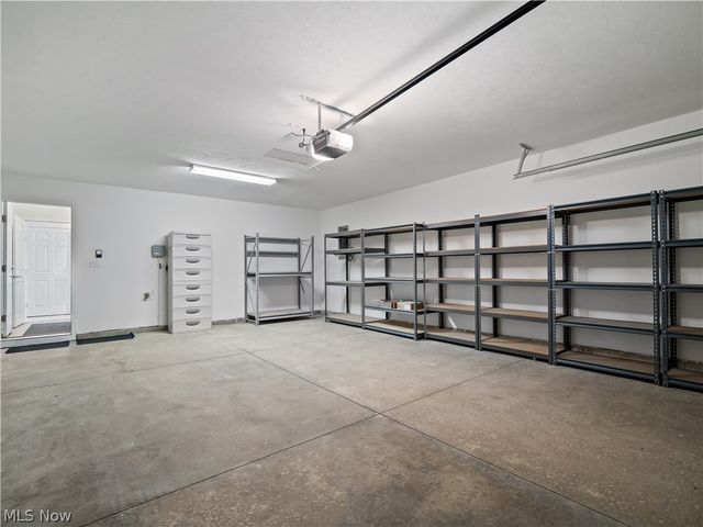 38435 Revere Drive, North Ridgeville, OH 44039
