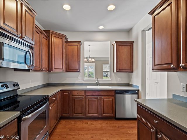 38435 Revere Drive, North Ridgeville, OH 44039