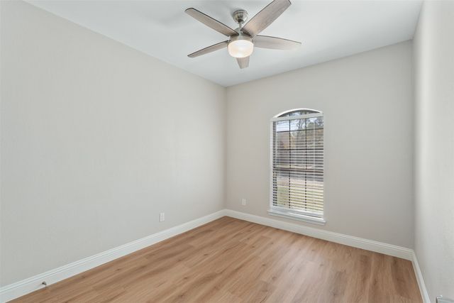 2906 Roxboro Road, Euless, TX 76039