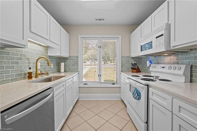 1465 Grantland Place, Greensboro, NC 27410