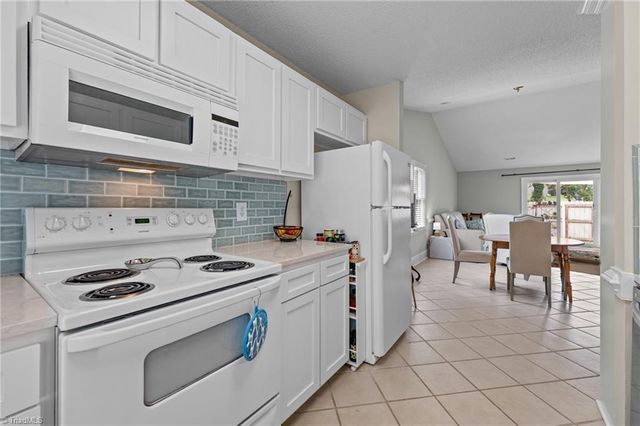 1465 Grantland Place, Greensboro, NC 27410