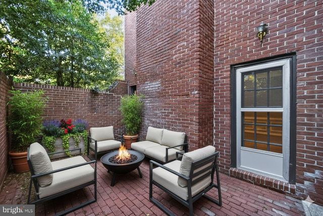 4200 RIVER ROAD NW, Washington, DC 20016