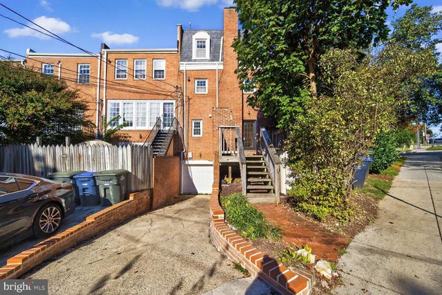 4200 RIVER ROAD NW, Washington, DC 20016