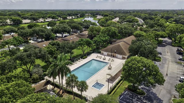 8621 Jasmine Way, Boca Raton, FL 33496