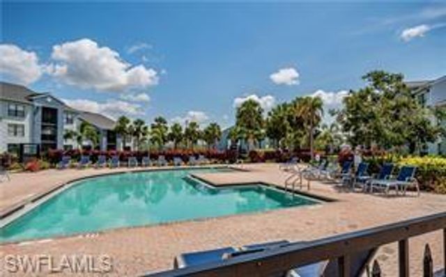 13625 Eagle Ridge DR 318, Fort Myers, FL 33912