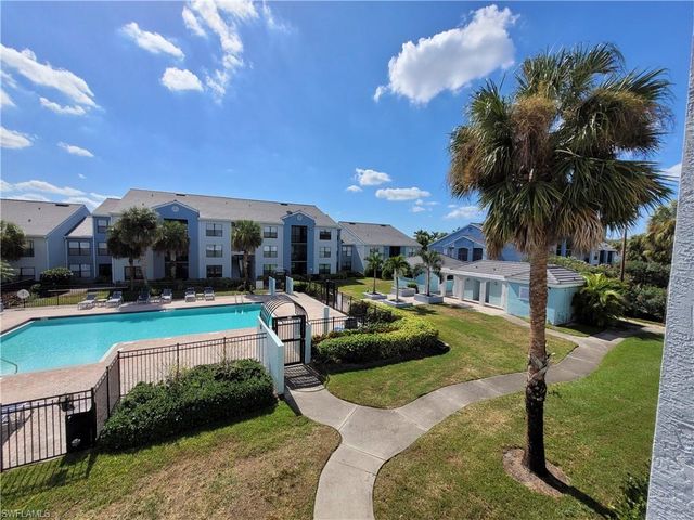 13625 Eagle Ridge DR 318, Fort Myers, FL 33912