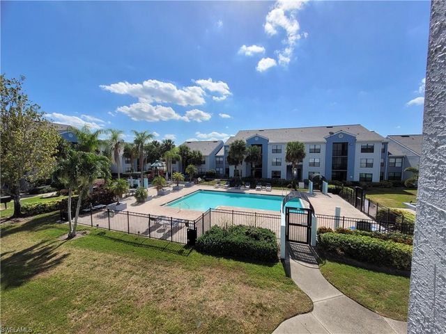 13625 Eagle Ridge DR 318, Fort Myers, FL 33912