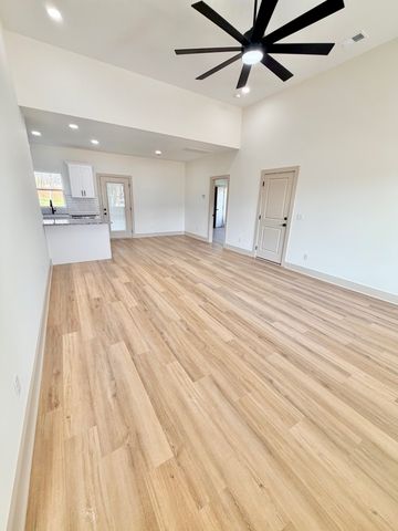 208 Bailiff St, Smithville, TN 37166