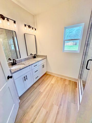 208 Bailiff St, Smithville, TN 37166